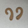 Hat paper hooks made of FSC environmentally friendly renewable kraft cardboard are recyclable and biodegradable. They are used for small-sized hooks such as sock hooks and packaging hooks. The load-bearing capacity is about 2KG.