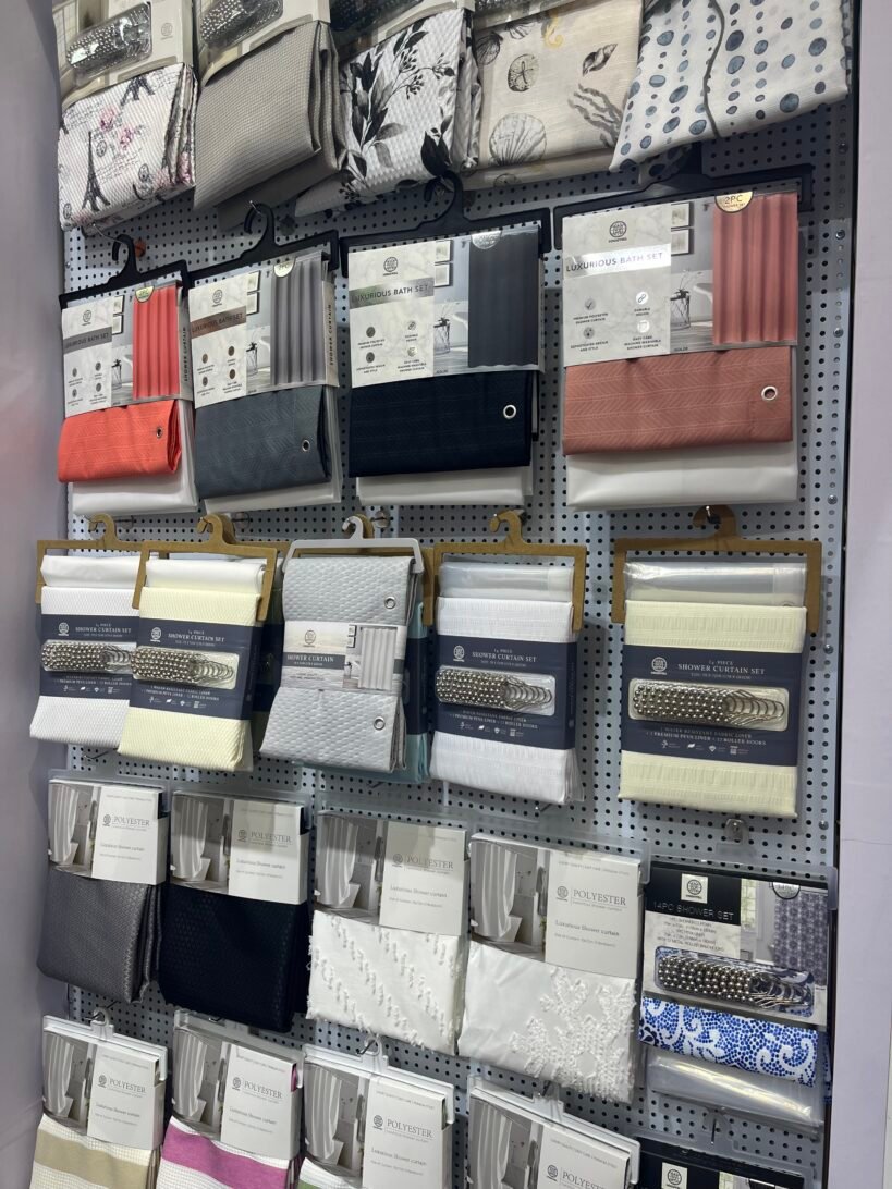 Sustainable Scarf Display Solutions: Embracing Eco-Friendly Paper Hangers: