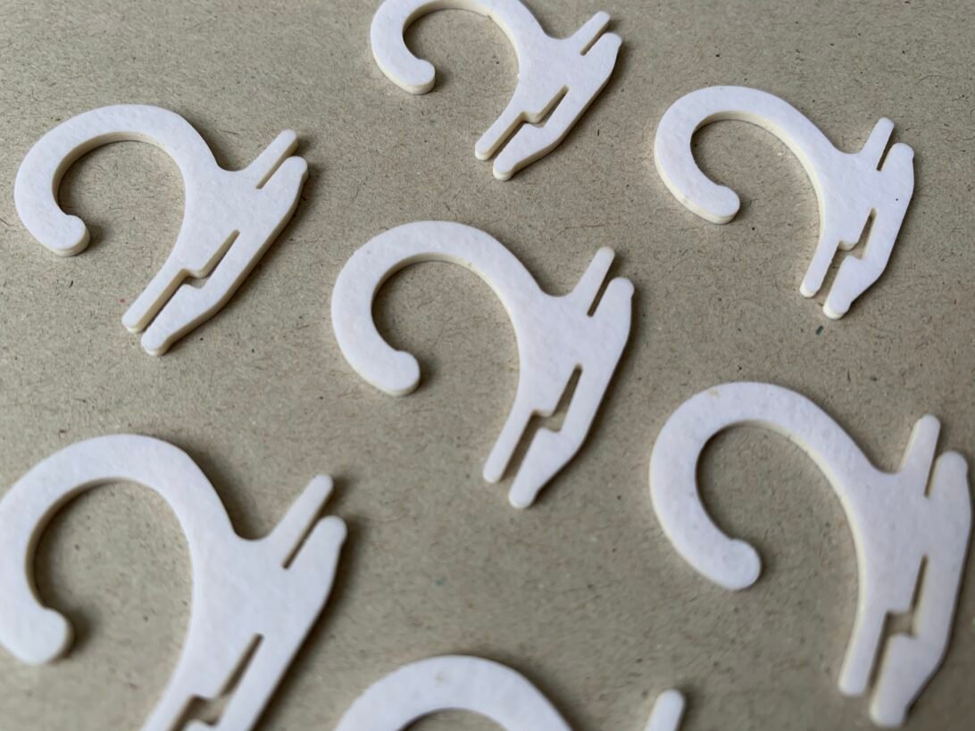 Sustainable Solutions: Cornstarch Hooks for Environmental Conservation