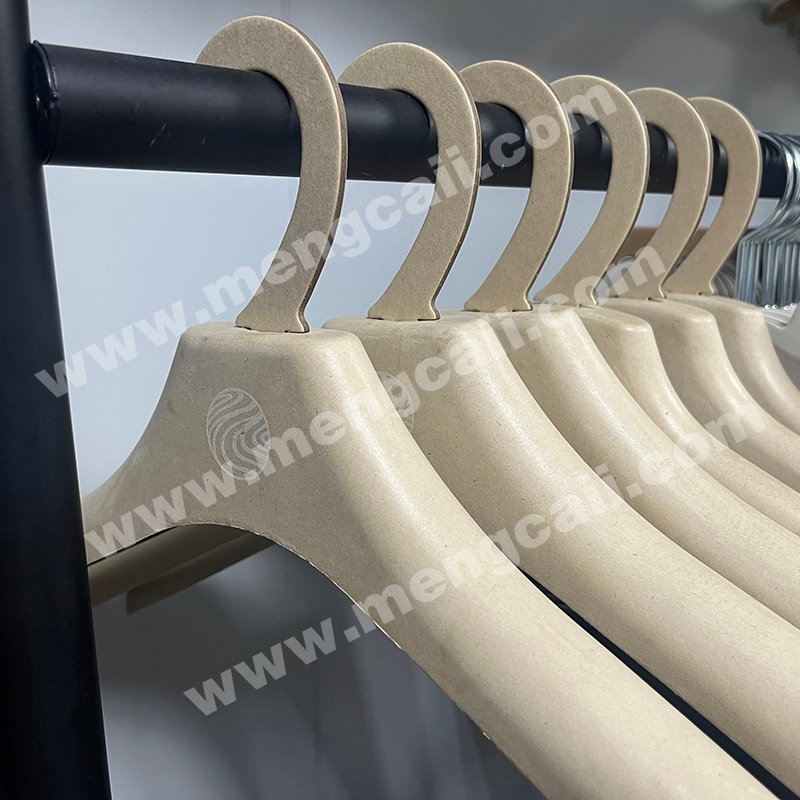 Custom Korean Cartoon Cardboard Hangers | Eco-Friendly Die-Cut DIY Clothing Display Hanger | MENGCAII